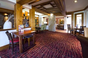 Restaurant - Premier Inn Bristol South (Bristol)