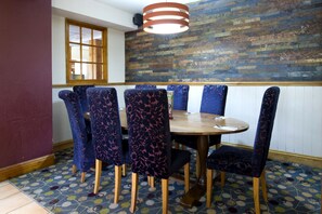 Restaurant - Premier Inn Bristol South (Bristol)