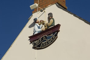 Exterior - Premier Inn Bristol - Alveston (Bristol)
