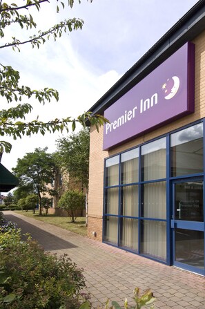 Exterior - Premier Inn Bristol Filton (Bristol)