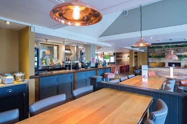 Dining - Premier Inn Weston-Super-Mare East - A370 (Weston-super-Mare)