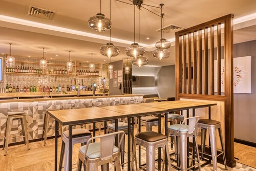 Premier Inn Bristol Cribbs Causeway - M5 J17