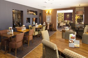 Restaurant - Premier Inn Bristol Cribbs Causeway - M5 J17 (Bristol)
