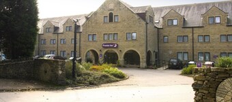Premier Inn Huddersfield North