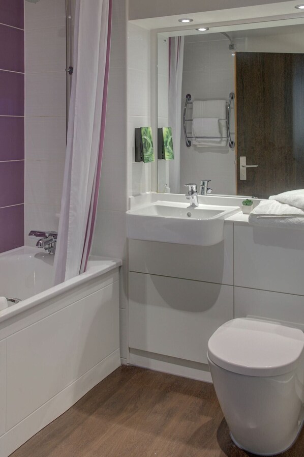Bathroom - Premier Inn Huddersfield West (Huddersfield)