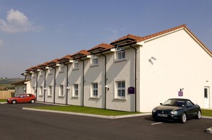Exterior - Premier Inn Weston-Super-Mare - Lympsham (Weston-super-Mare)