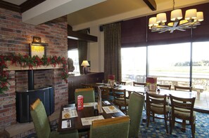 Restaurant - Premier Inn Weston-Super-Mare - Seafront (Weston-super-Mare)