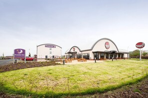 Exterior - Premier Inn Barrow-In-Furness (Barrow-in-Furness)