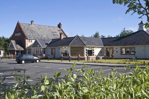 Exterior - Premier Inn Dumfries (Dumfries)