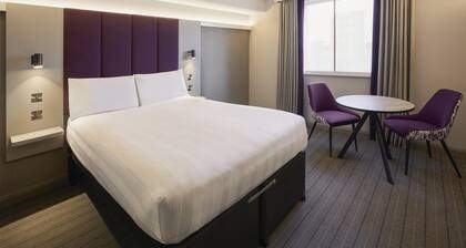 Premier Inn Chester Central - South East