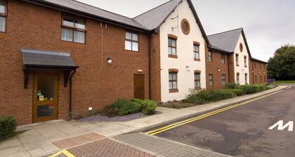 Premier Inn Chester Central North