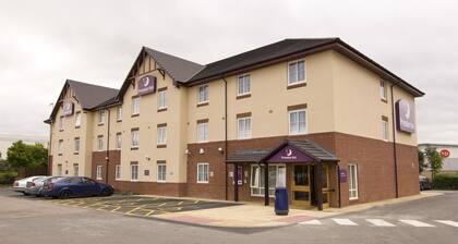 Premier Inn Coventry East - M6 J2