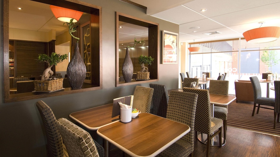 Premier Inn Coventry City Centre - Belgrade Plaza