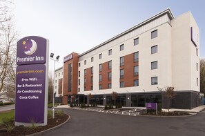 Exterior - Premier Inn Warwick (Warwick)