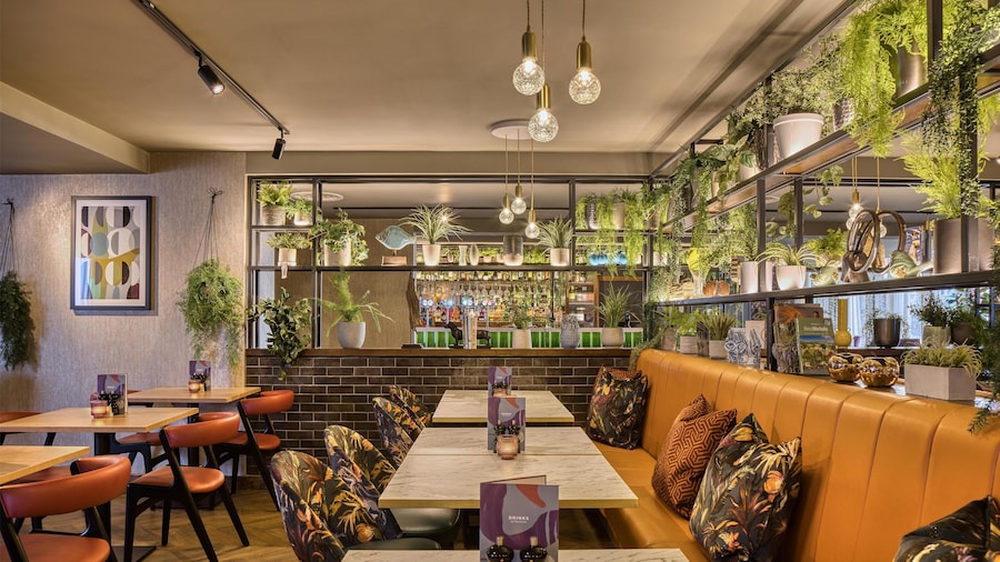 Premier Inn Cardiff Cc Queen Street