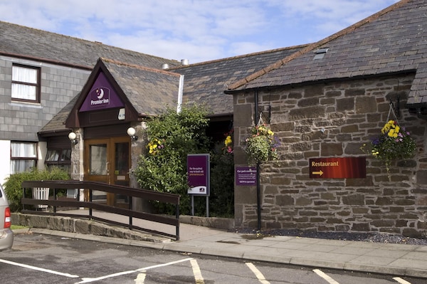 Premier Inn Dundee West - Dundee, UK