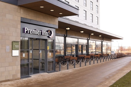 Exterior. Premier Inn Edinburgh Park - Airport