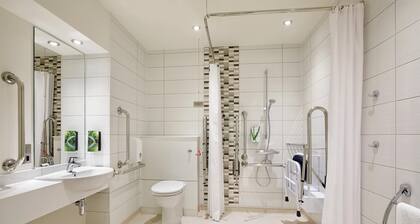 Premier Inn Taunton East