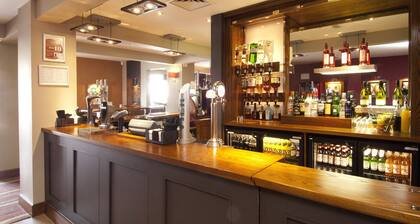 Premier Inn Exeter Central St Davids