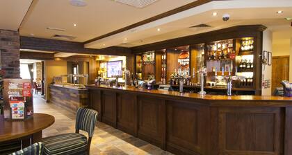 Premier Inn Exeter - M5 J29