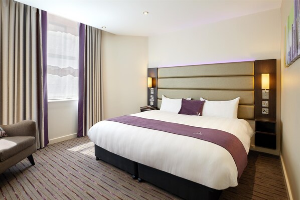 Standard Double Room, Accessible Bathtub