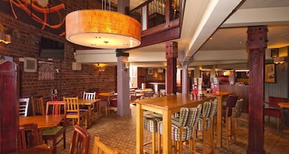 Premier Inn Falkirk Central