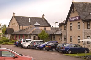 Exterior - Premier Inn Fort William (Fort William)