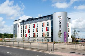 Exterior - Premier Inn Chatham/Gillingham - Vic Pier (Gillingham)