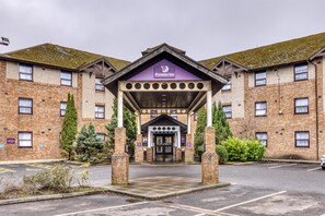 Exterior - Premier Inn Glasgow Airport (Paisley)