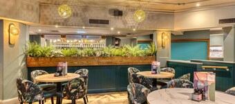 Premier Inn Glasgow Airport