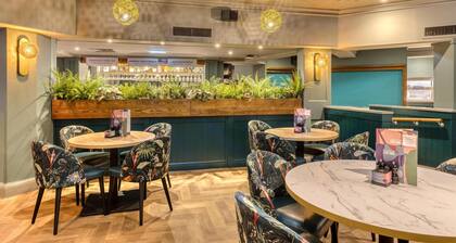 Premier Inn Glasgow Airport