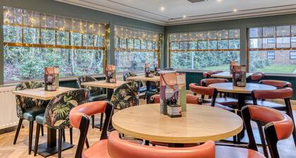 Premier Inn Glasgow Airport