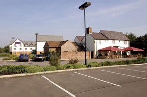 Exterior - Premier Inn Gloucester - Barnwood (Gloucester)