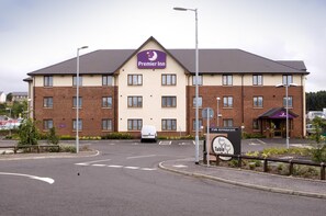 Exterior - Premier Inn Glasgow East Kilbride Nerston (East Kilbride)