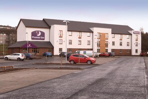 Exterior - Premier Inn Dumbarton/Loch Lomond (Dumbarton)