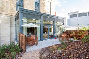 Exterior - Premier Inn Harrogate Town Centre (Harrogate)