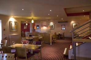 Restaurant - Premier Inn Inverness Millburn Rd (Inverness)
