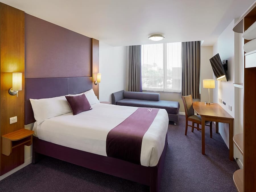 Standard Double Room | Bed sheets