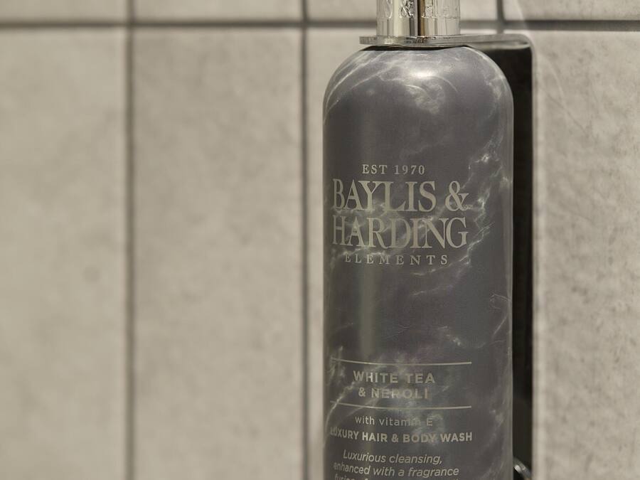 Bathroom amenities