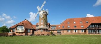 Premier Inn Milton Keynes South