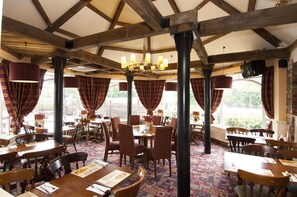 Restaurant - Premier Inn Leeds South - Birstall (Bradford)