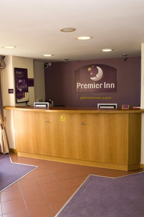 Reception - Premier Inn Sheffield/Barnsley - M1 Jct36 (Barnsley)