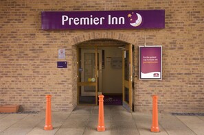 Exterior - Premier Inn Sheffield/Barnsley - M1 Jct36 (Barnsley)