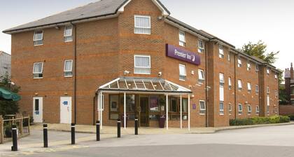 Premier Inn Leeds East