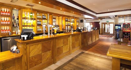 Premier Inn Huddersfield Central