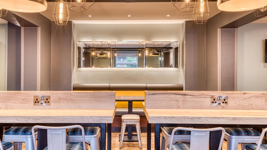 Premier Inn London Gatwick South