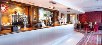 Premier Inn London Gatwick Manor Royal