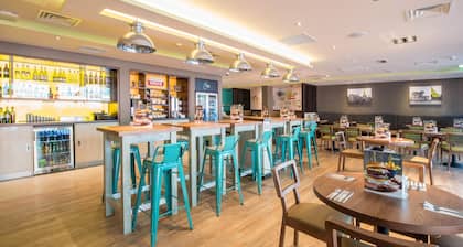 Premier Inn Lichfield City Centre