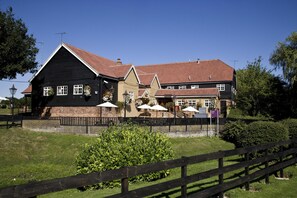 Exterior - Premier Inn Basildon - East Mayne (Basildon)