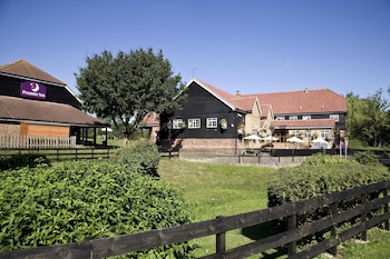 Premier Inn Basildon - East Mayne